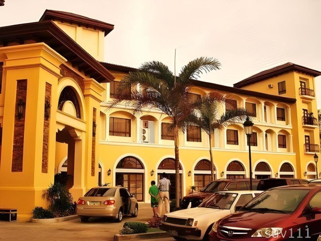 Planta Centro Bacolod Hotel & Residences Exterior photo